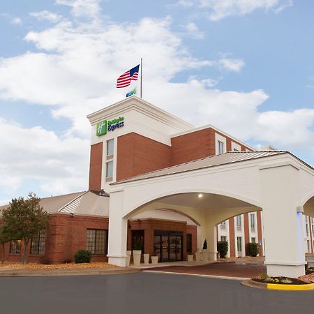 Holiday Inn Express Fredericksburg - Southpoint By Ihg Dış mekan fotoğraf